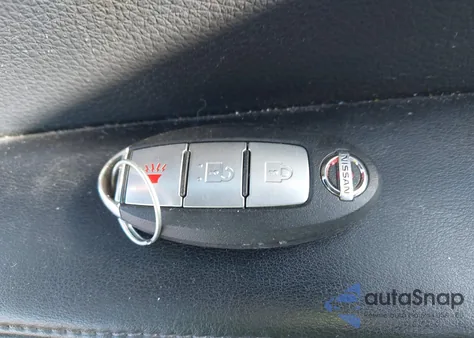 2018 Nissan Rogue Sv z USA, uszkodzony, nr VIN 5N1AT2MV7JC700400